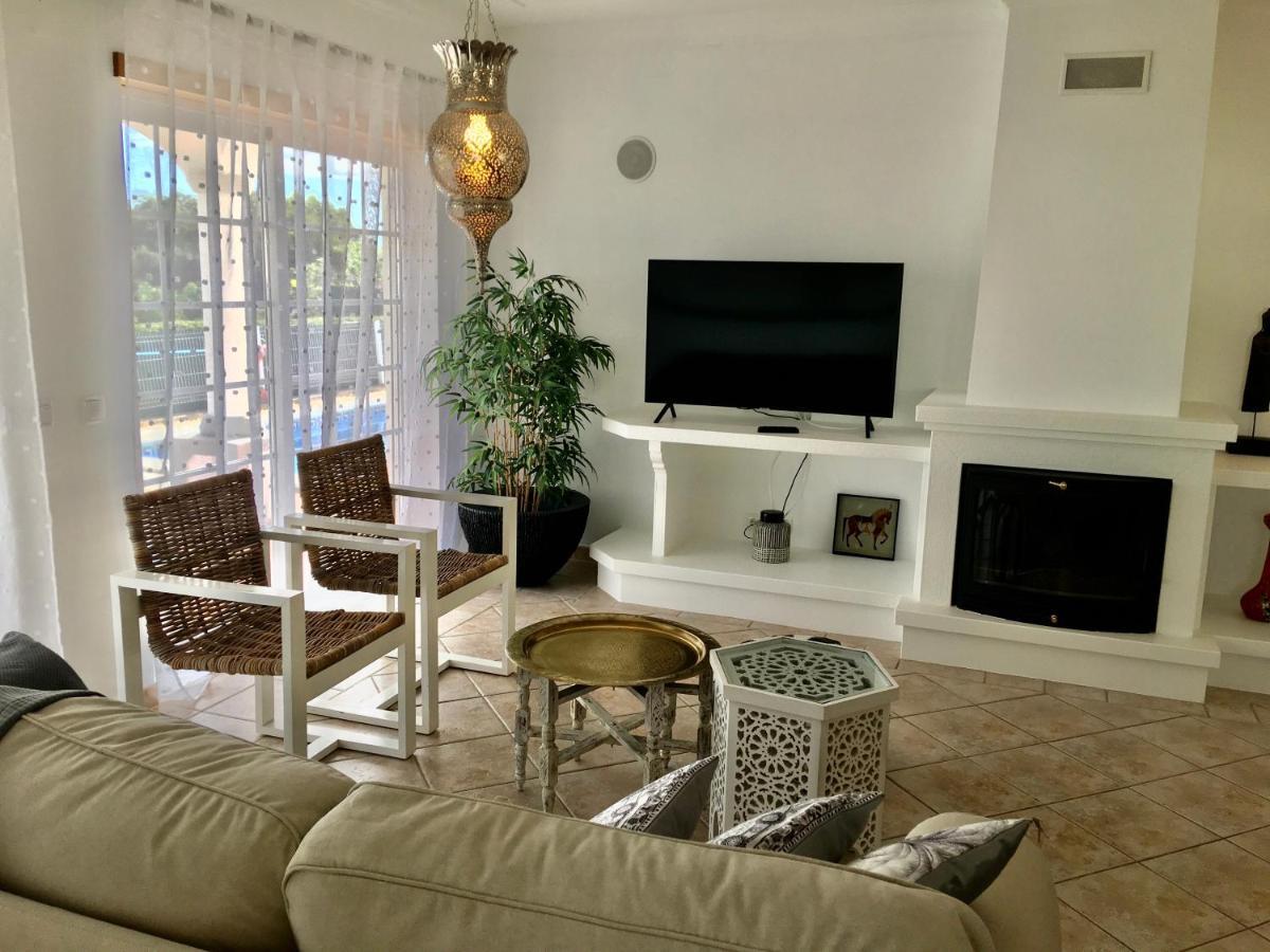 Villa Med - Private Pool, Garden, Sun All Day, Stunning Views Albufeira Exteriör bild